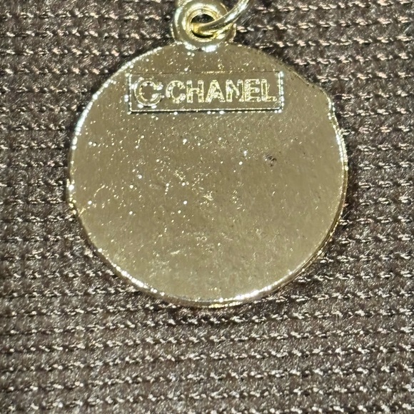 Chanel charm - Picture 2 of 4